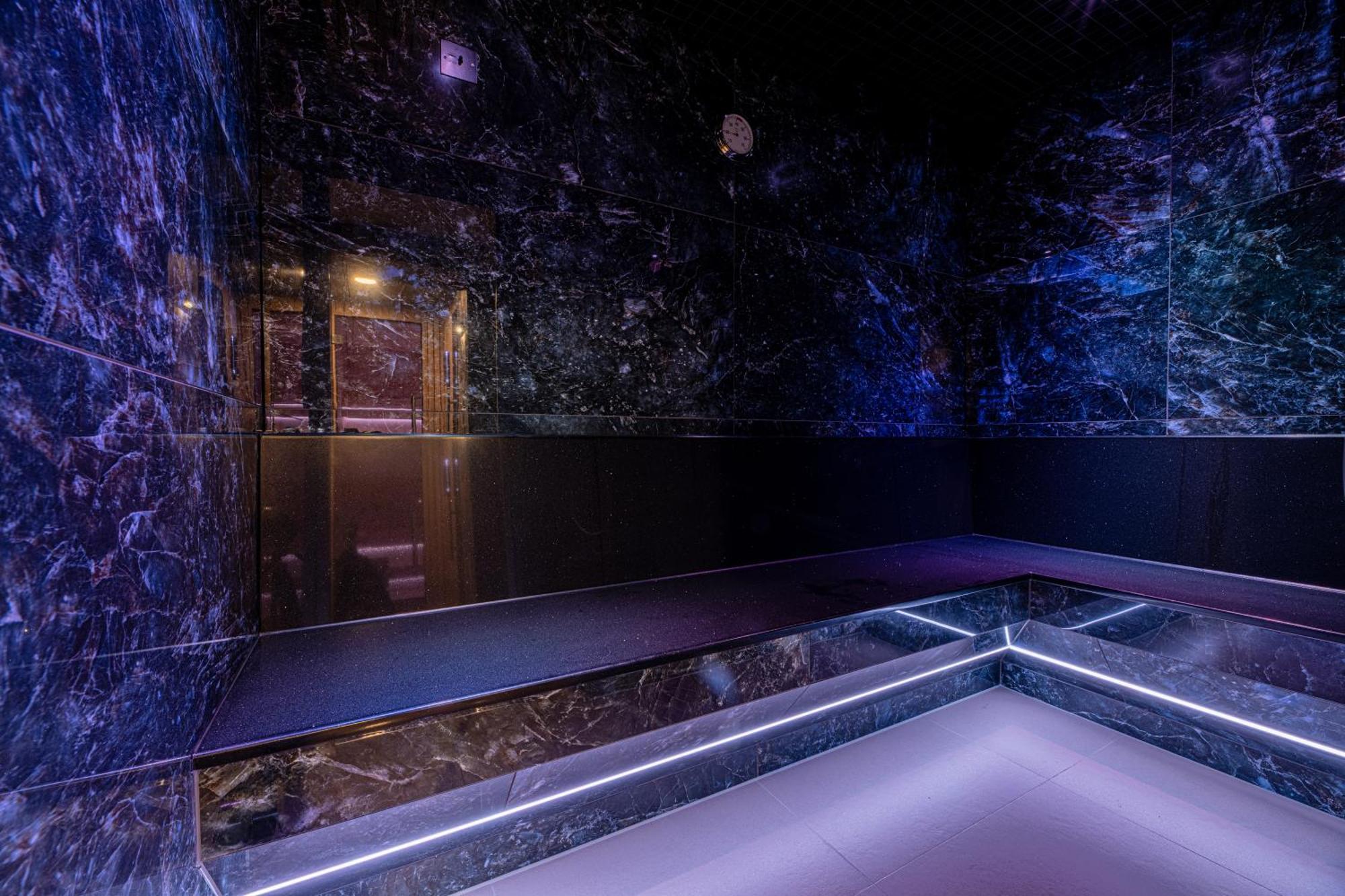 Wellness Penzion Vila Mery Poprad Exterior photo