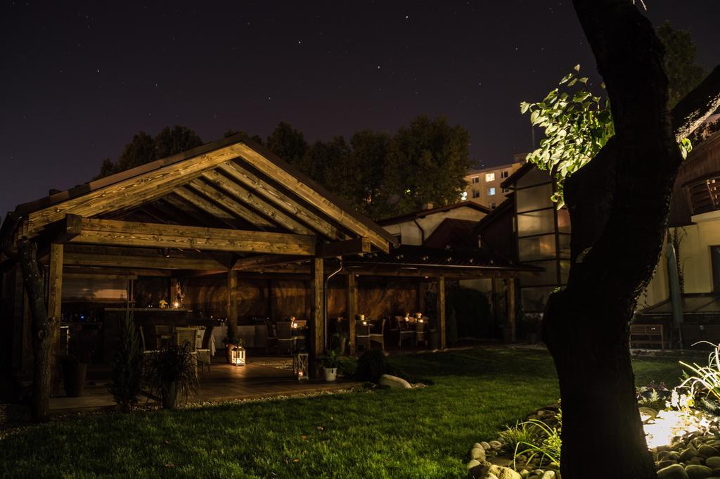 Wellness Penzion Vila Mery Poprad Exterior photo
