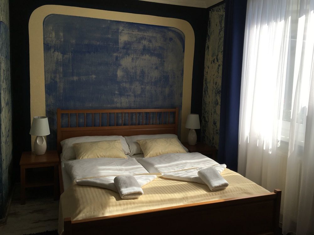 Wellness Penzion Vila Mery Poprad Exterior photo