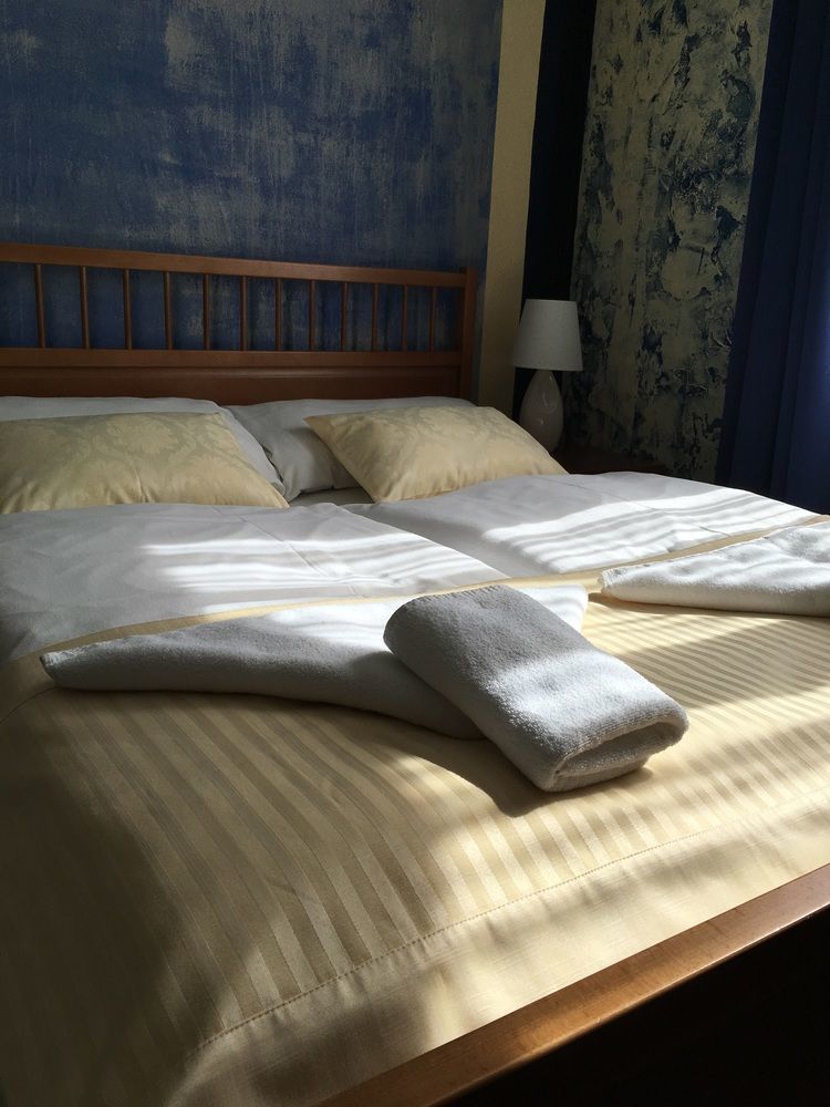 Wellness Penzion Vila Mery Poprad Exterior photo