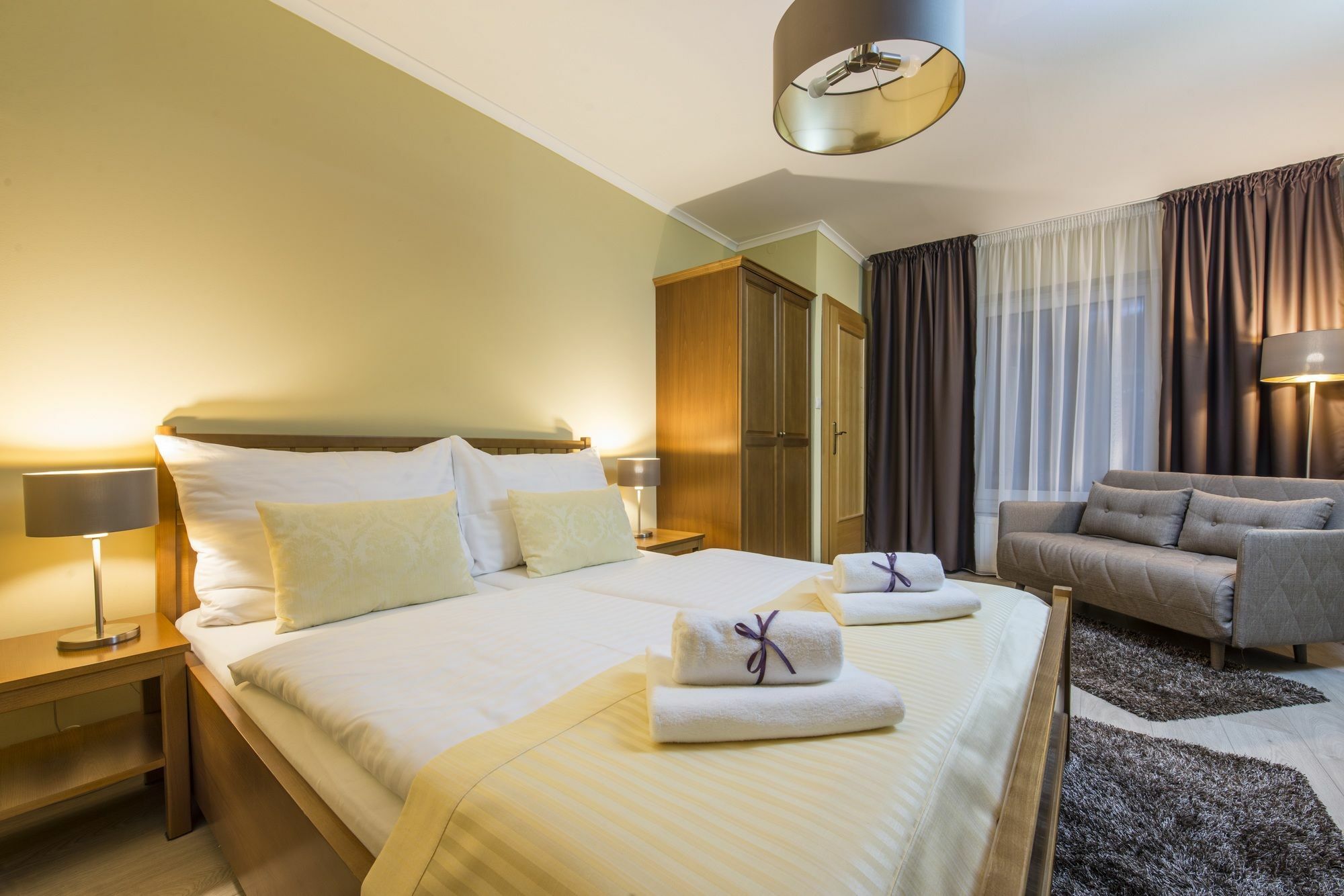 Wellness Penzion Vila Mery Poprad Exterior photo