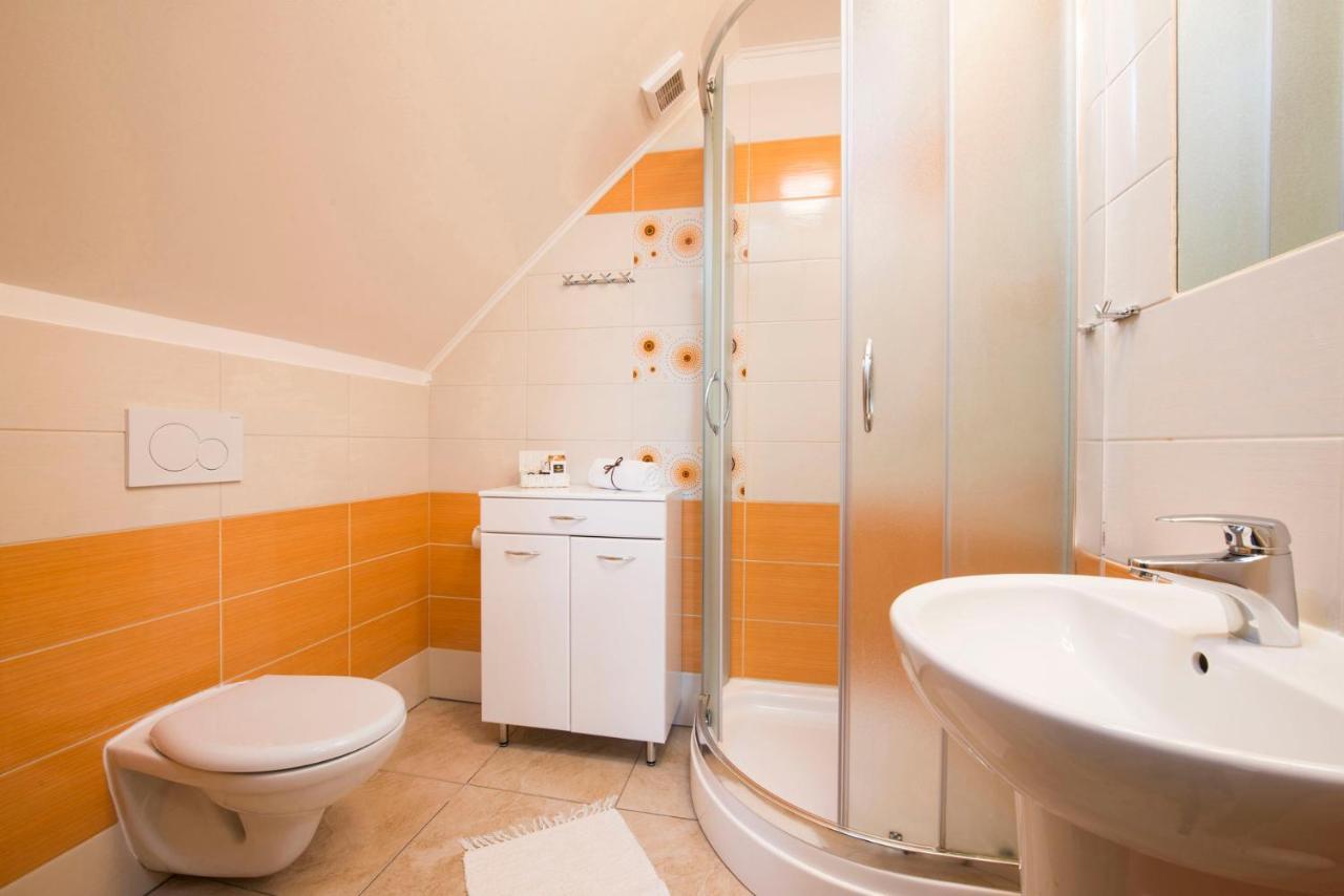 Wellness Penzion Vila Mery Poprad Exterior photo